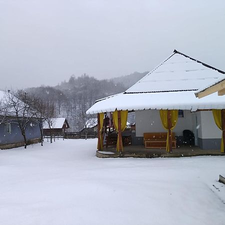 Вілла Casa Dyasof Rohia Екстер'єр фото