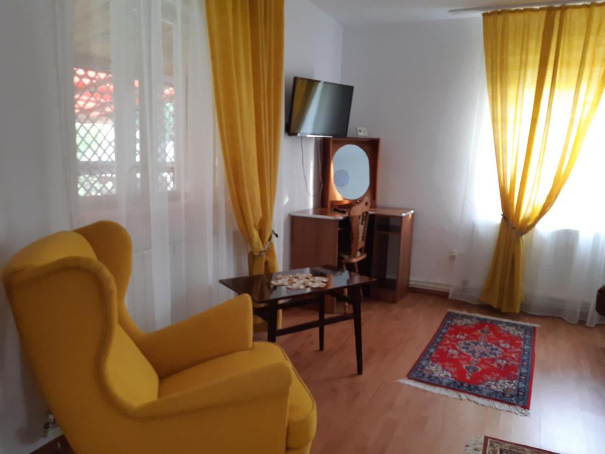 Вілла Casa Dyasof Rohia Екстер'єр фото